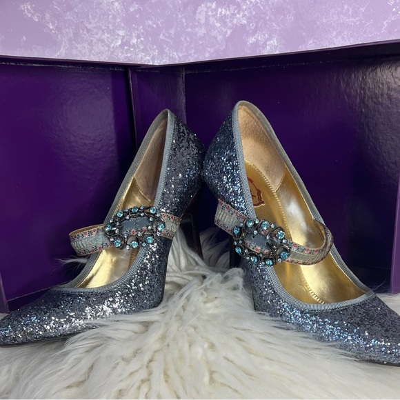 Hale Bob size 9 Scarlet blue, glittery pumps with a beautiful brooch fastener. - Picture 11 of 15